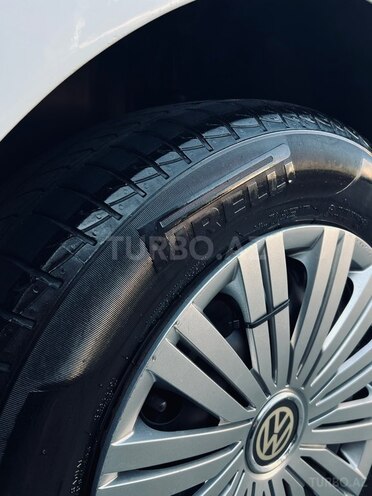 Volkswagen Polo 2019, 212,800 km - 1.6 l - Bakı