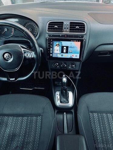 Volkswagen Polo 2019, 212,800 km - 1.6 l - Bakı