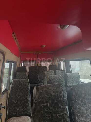 Mercedes Sprinter 208 1997, 300,000 km - 2.3 l - Tovuz