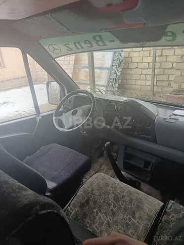Mercedes Sprinter 208 1997, 300,000 km - 2.3 l - Tovuz