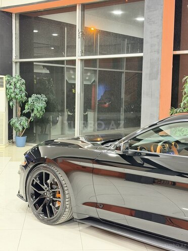 Ford Mustang 2019, 74,000 km - 2.3 l - Sumqayıt