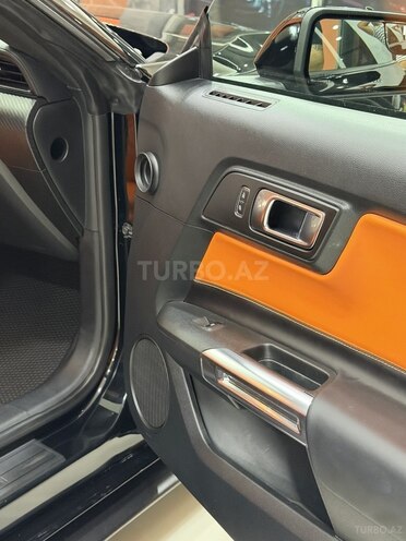 Ford Mustang 2019, 74,000 km - 2.3 l - Sumqayıt
