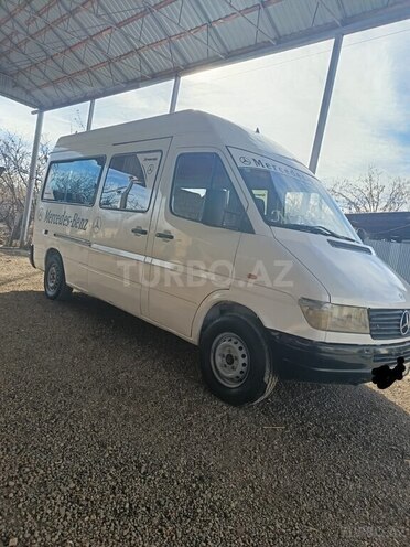 Mercedes Sprinter 208 1997, 300,000 km - 2.3 l - Tovuz