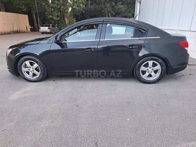 Chevrolet Cruze 2011, 378,339 km - 1.4 l - Mingəçevir