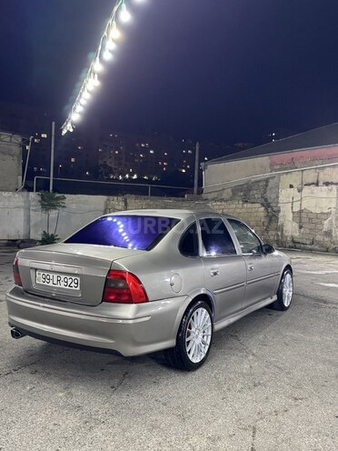 Opel Vectra 1996, 330,000 km - 1.8 l - Bakı