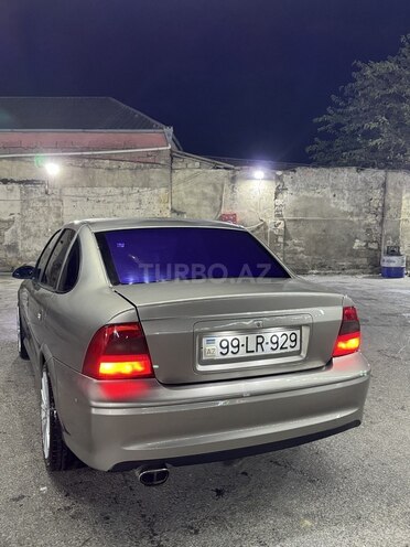 Opel Vectra 1996, 330,000 km - 1.8 l - Bakı