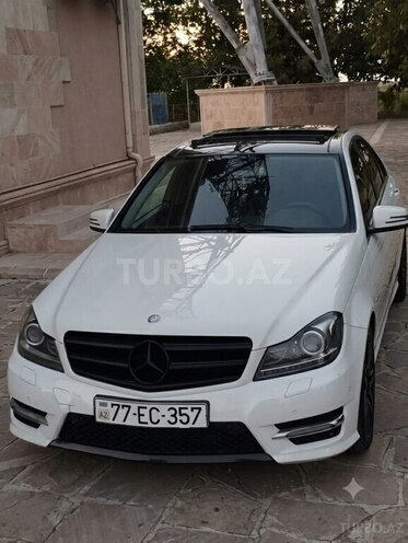Mercedes C 250 2012, 266,000 km - 2.1 l - Naxçıvan