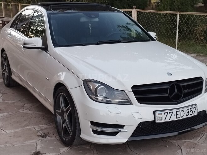 Mercedes C 250 2012, 266,000 km - 2.1 l - Naxçıvan