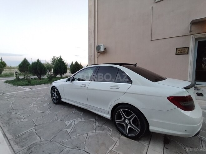 Mercedes C 250 2012, 266,000 km - 2.1 l - Naxçıvan