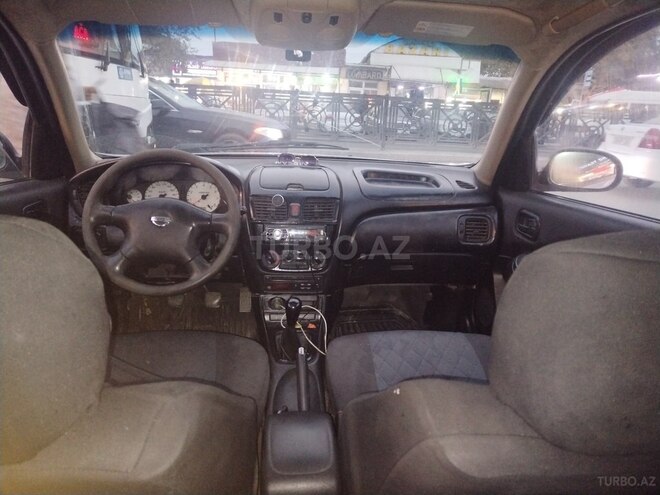 Nissan Sunny 2005, 355,000 km - 1.6 l - Bakı