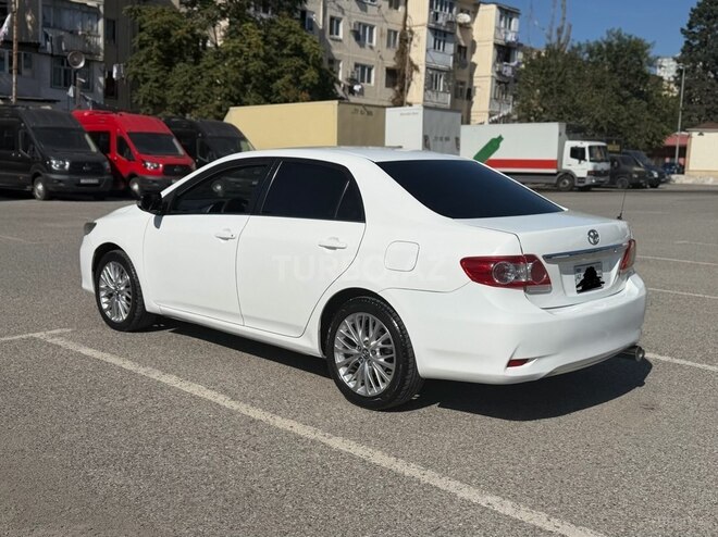 Toyota Corolla 2013, 255,000 km - 1.6 l - Bakı