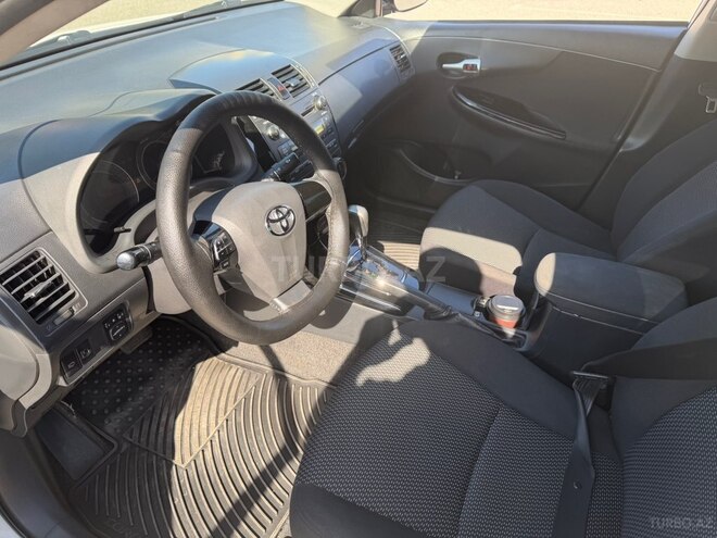 Toyota Corolla 2013, 255,000 km - 1.6 l - Bakı