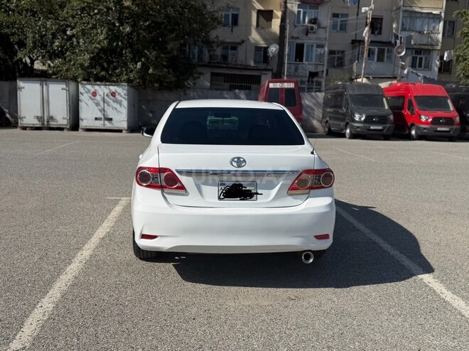 Toyota Corolla 2013, 255,000 km - 1.6 l - Bakı