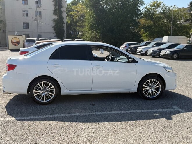 Toyota Corolla 2013, 255,000 km - 1.6 l - Bakı