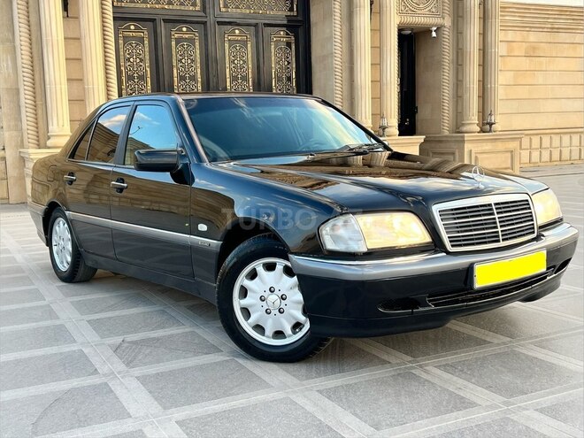 Mercedes C 220 1999, 285,000 km - 2.2 l - Bakı