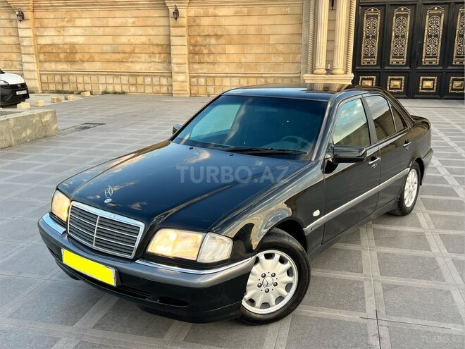 Mercedes C 220 1999, 285,000 km - 2.2 l - Bakı