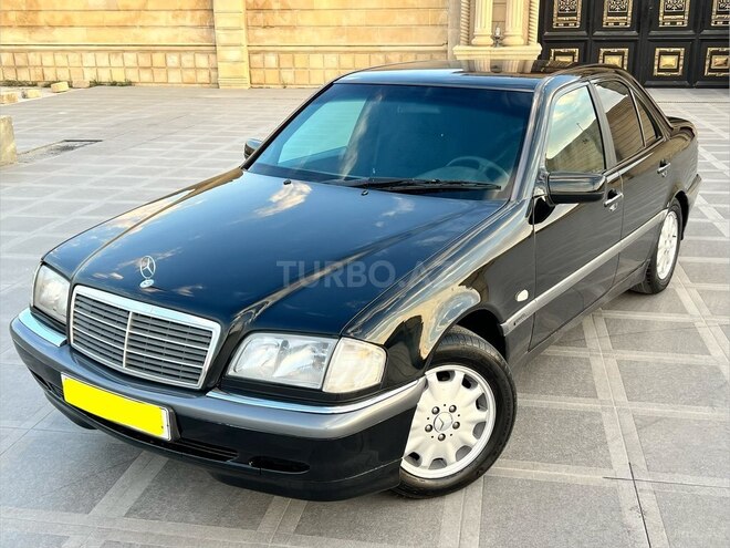 Mercedes C 220 1999, 285,000 km - 2.2 l - Bakı