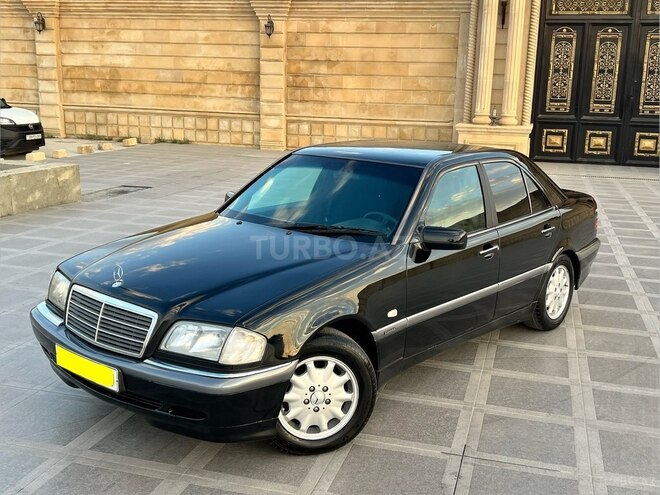 Mercedes C 220 1999, 285,000 km - 2.2 l - Bakı
