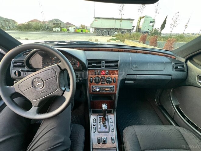 Mercedes C 220 1999, 285,000 km - 2.2 l - Bakı