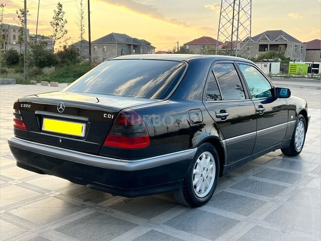 Mercedes C 220 1999, 285,000 km - 2.2 l - Bakı