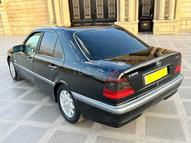Mercedes C 220 1999, 285,000 km - 2.2 l - Bakı