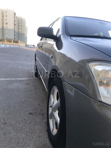 Toyota Corolla 2004, 319,000 km - 1.4 l - Sumqayıt