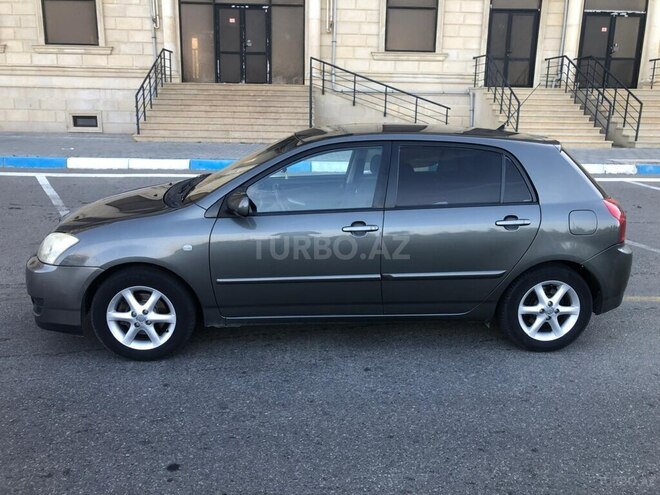 Toyota Corolla 2004, 319,000 km - 1.4 l - Sumqayıt