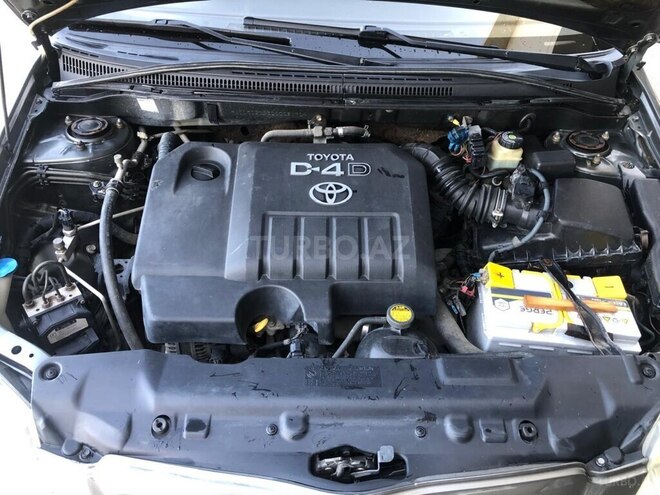 Toyota Corolla 2004, 319,000 km - 1.4 l - Sumqayıt
