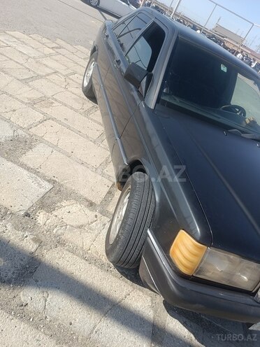 Mercedes 190 1992, 200,000 km - 2.0 л - Saatlı