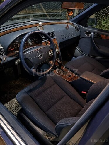 Mercedes C 240 1997, 395,964 km - 2.4 l - Neftçala