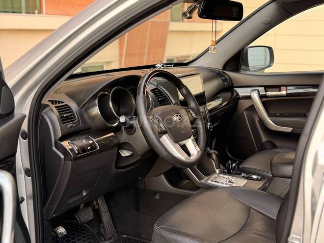 Kia Sorento 2009, 221,000 km - 2.0 l - Sumqayıt