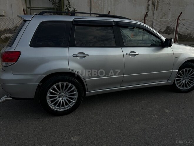 Mitsubishi Airtrek 2002, 334,358 km - 2.0 л - Bakı