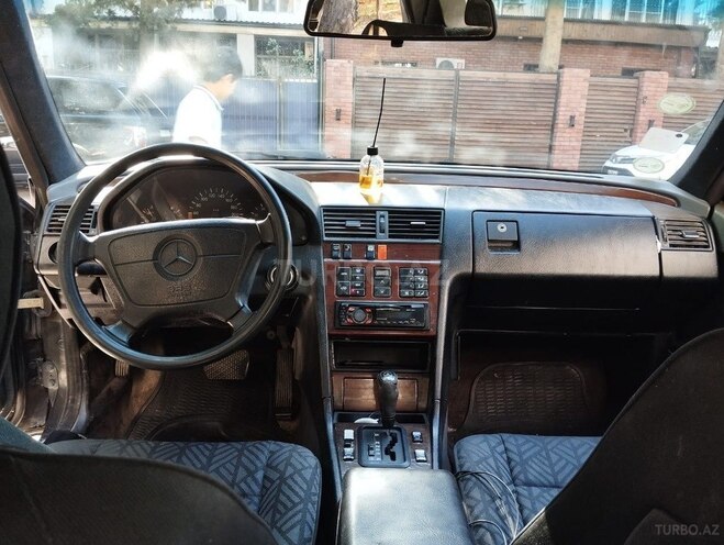 Mercedes C 200 1994, 650,000 km - 2.0 l - Bakı