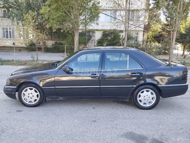 Mercedes C 200 1994, 650,000 km - 2.0 l - Bakı