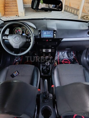 Opel Astra 2009, 280,000 km - 1.4 l - Ağdaş