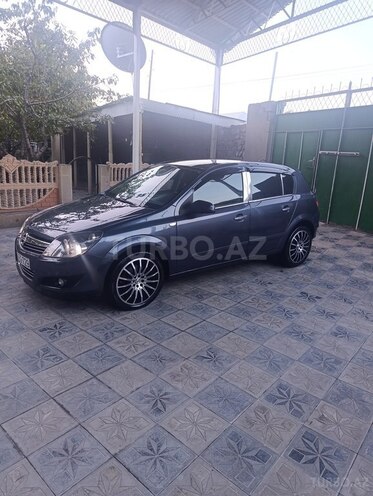 Opel Astra 2009, 280,000 km - 1.4 l - Ağdaş