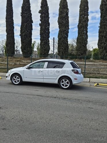 Opel Astra 2008, 200,000 km - 1.8 l - Şəmkir
