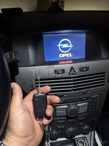 Opel Astra 2008, 200,000 km - 1.8 l - Şəmkir