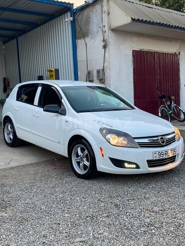Opel Astra 2008, 200,000 km - 1.8 l - Şəmkir