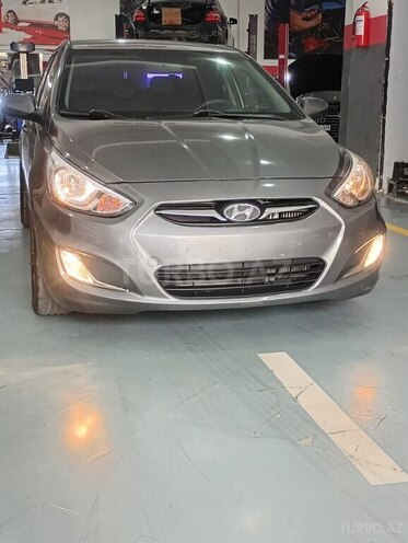 Hyundai Accent 2014, 300,000 km - 1.6 л - Bakı