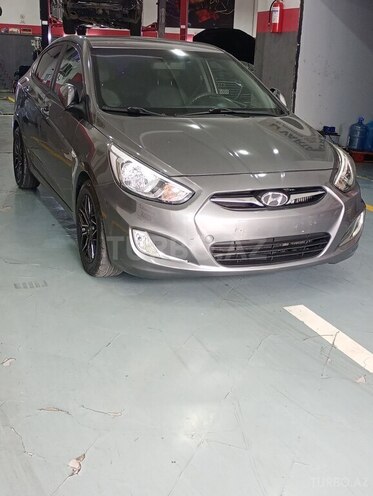 Hyundai Accent 2014, 300,000 km - 1.6 л - Bakı