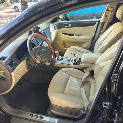 Hyundai Genesis 2009, 280,000 km - 3.8 l - Bakı