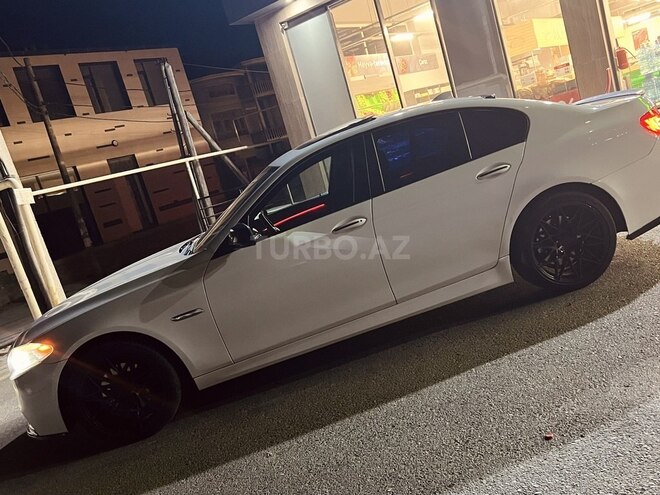 BMW 528 2013, 270,000 km - 2.0 l - Bakı