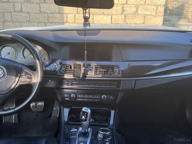 BMW 528 2013, 270,000 km - 2.0 l - Bakı