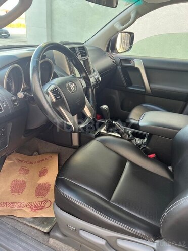 Toyota Land Cruiser Prado 2013, 214,000 km - 2.7 л - Bakı