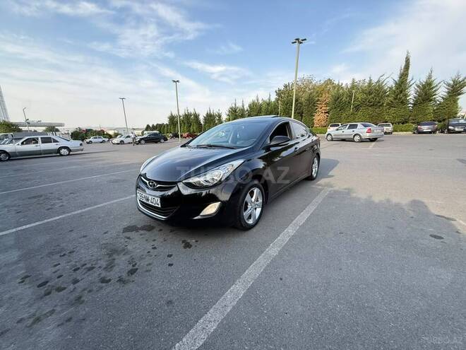 Hyundai Elantra 2011, 195,000 km - 1.8 l - Şəki