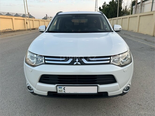 Mitsubishi Outlander 2015, 157,000 km - 2.4 л - Bakı