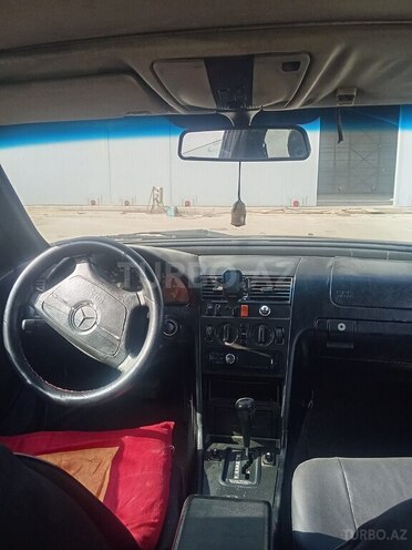 Mercedes C 220 1994, 250,000 km - 2.2 л - Bakı