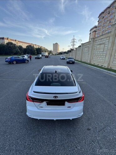 Toyota Camry 2024, 33,700 km - 2.5 l - Bakı
