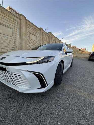 Toyota Camry 2024, 33,700 km - 2.5 l - Bakı